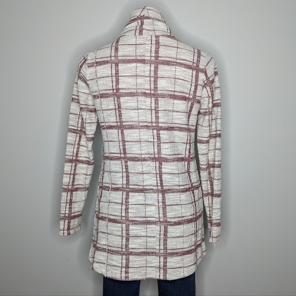 ✨3/$15 The Limited white & red cowl neck sweater XS - Picture 4 of 8